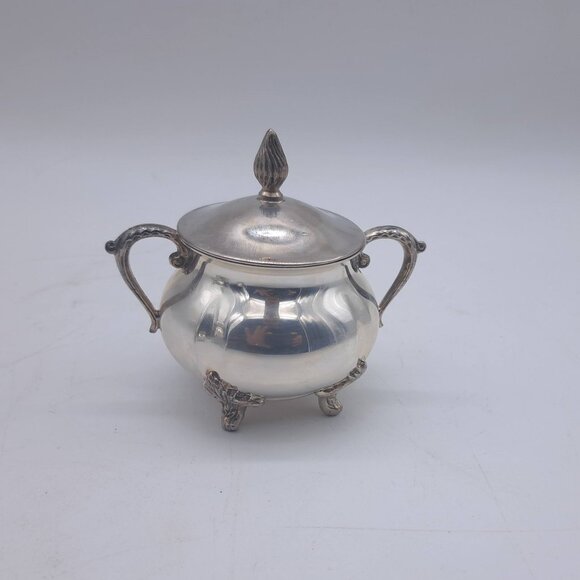 King's Plate Silver Plated Tea Set: Teapot, Creamer, Sugar Bowl & Platter - Picture 9 of 11